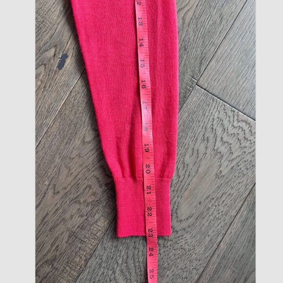 Joe Fresh 100% Merino Wool Crewneck Sweater Size S Coral Red Lightweight Knit - Picture 5 of 8